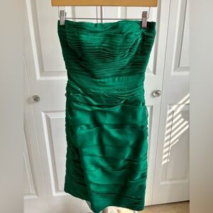 Dress- Monique Lhuillier